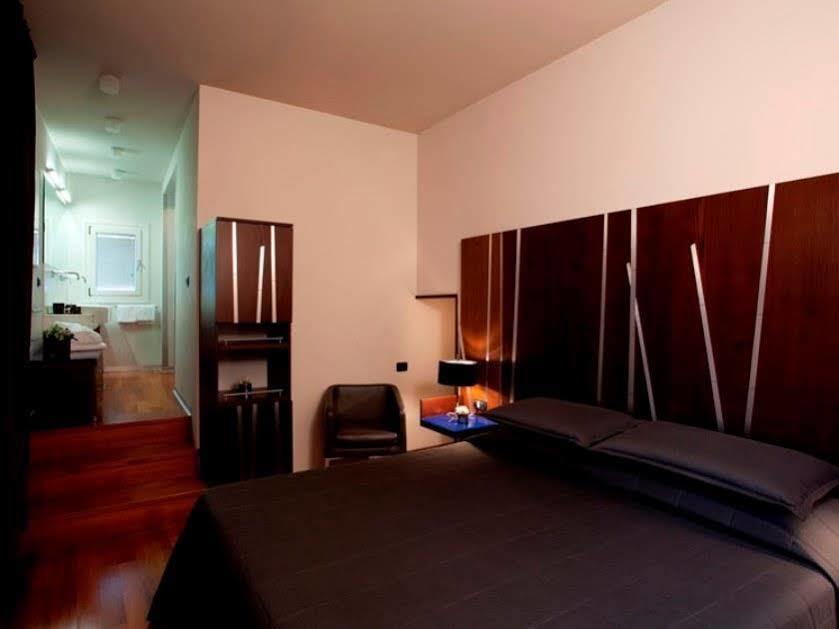 Suite Valadier Рим Экстерьер фото